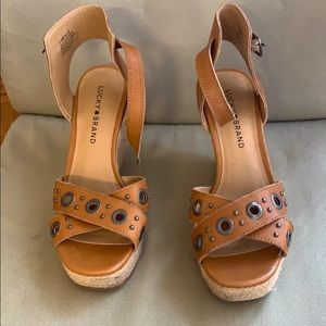 Lucky brand size 7.5 wedge